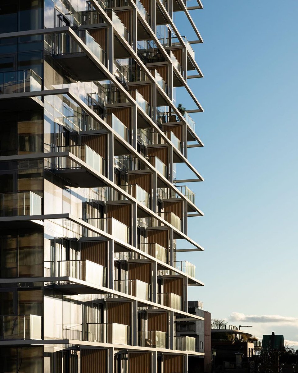 westbankcorp's tweet photo. 1770 Pendrell by Henriquez Partners Architects, Future House Award Winner 2023, Vancouver.

100% rental residential, 1770 Pendrell includes 173 homes with 26 secured affordable rental. Congratulations to the team on another award for this special project:
https://t.co/meot9NLd11 https://t.co/6dA6OIYhg4