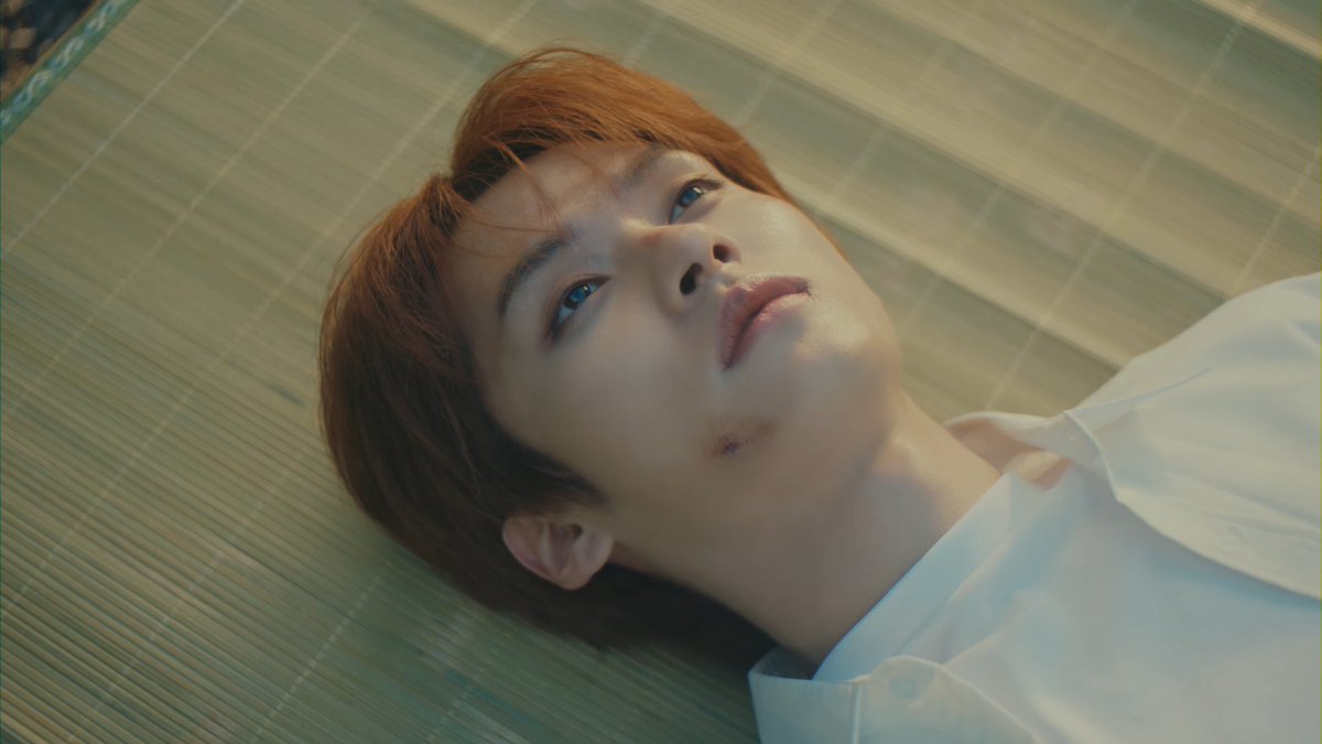 felix_8felicis's tweet photo. How SKZFLIX is linked to the skzlore — an explanation and theory thread #SKZFLIX @Stray_Kids https://t.co/i6GixfFaSZ