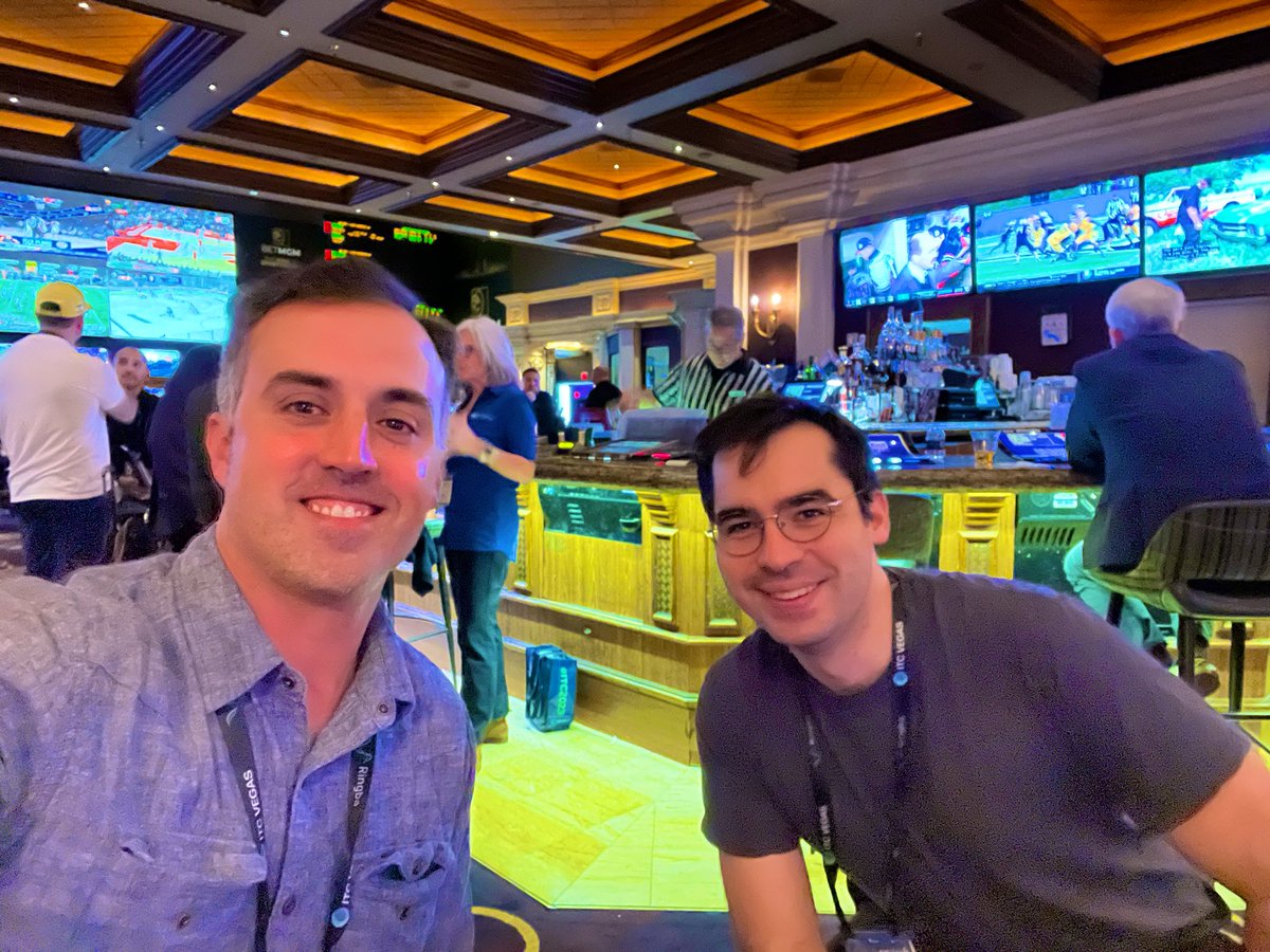 Broker_Brett's tweet image. Mini #ITC photo dump!

Thanks @bshrivastav for the great top golf sesh with @Nick_Lamparelli and @insuretrevor.

Awesome sneaking in on a little #NYNY talk with @jelani_fenton &amp;amp; @ohitsstuart.

And awesome meeting #insrtechTwitter friends like @EliotMBless in real life!

@InsNerds