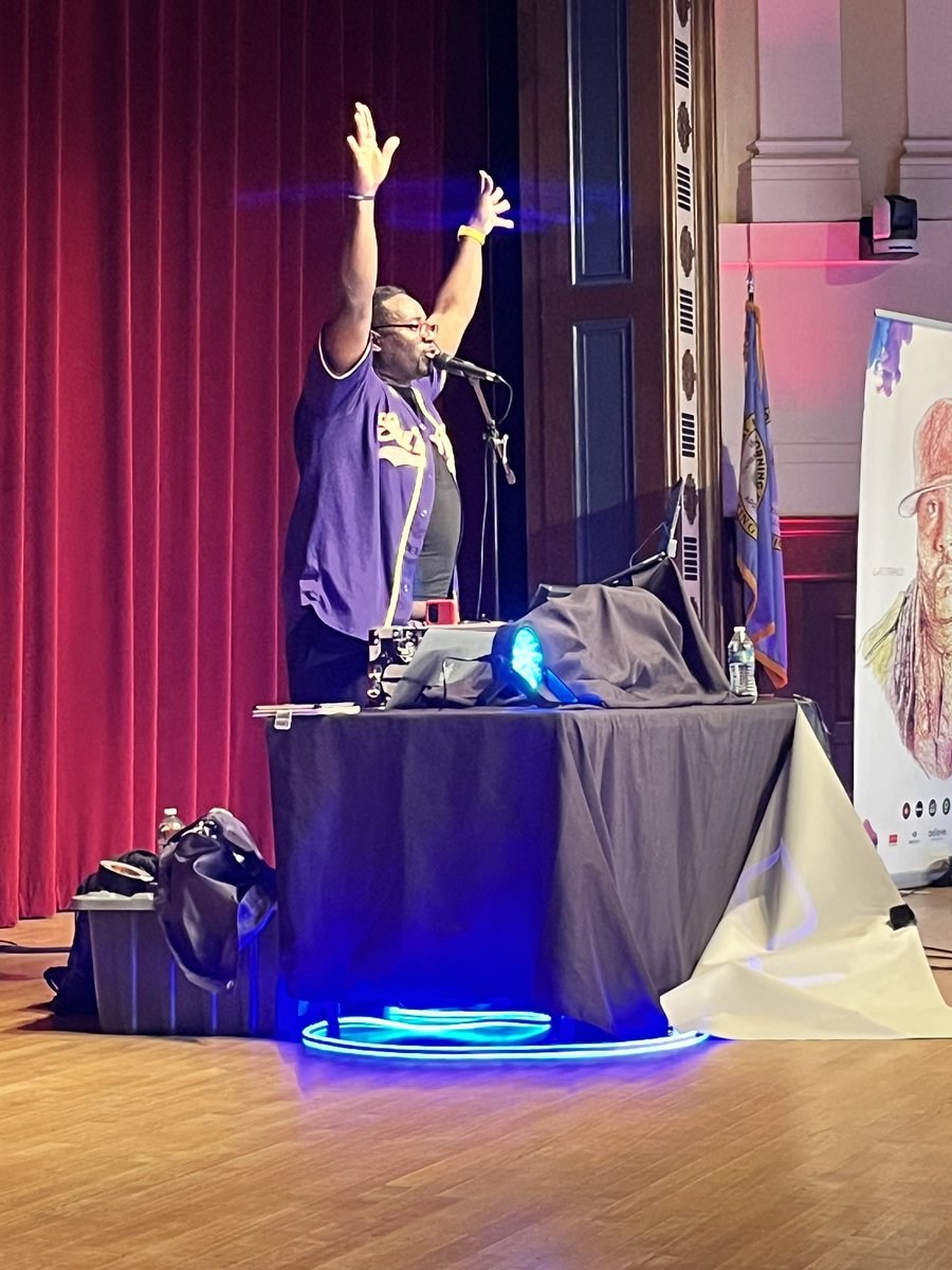 Profe H. tweet media