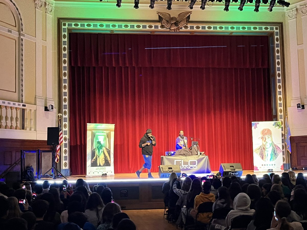 Profe H. tweet media