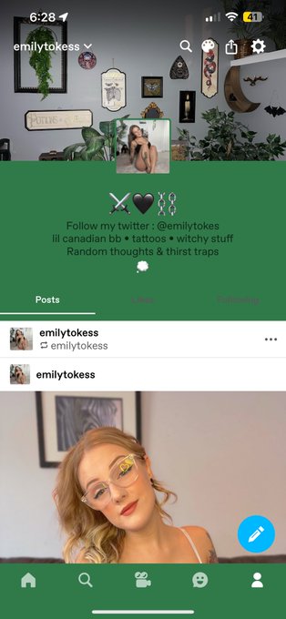 If you wanna follow my tumblr that would be cool 🤓 https://t.co/OqsWAFejcB