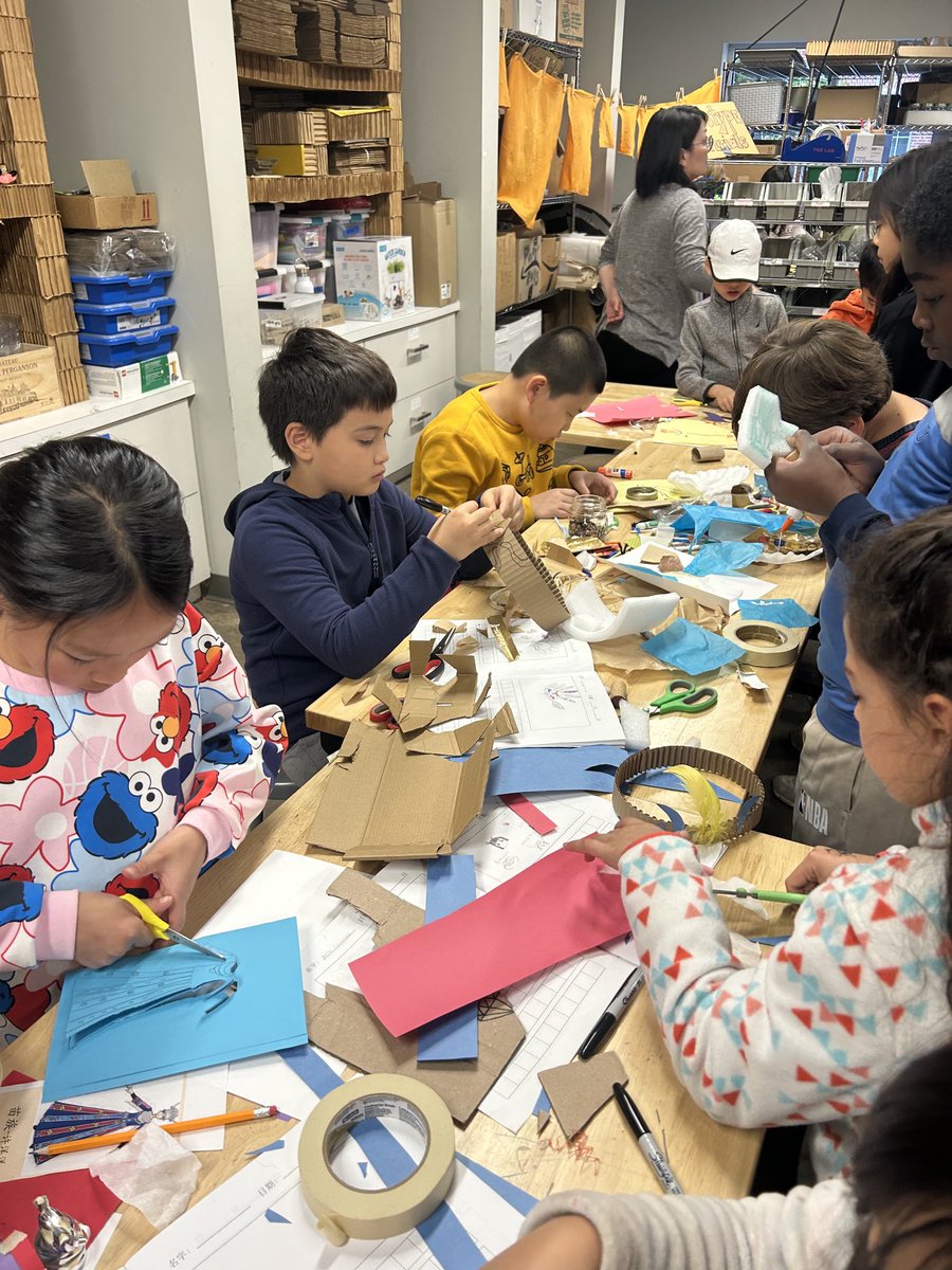 atlantaSTEAM's tweet image. Lots of #makercenteredlearning going on ... making paper, recycling crayons, creating artifacts as we learn about the indigenous people of Taiwan #aisSTEAM ⁦@AISLearns⁩
