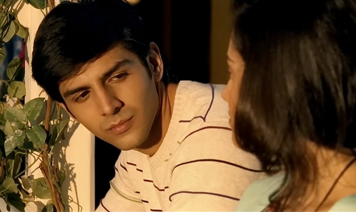 babyandyYFL's tweet photo. Watched #AkaashVani again &amp; requesting #LuvRanjan to make the movie again🙏 with #KartikAaryan’s current fan following it is a sure shot success! Such good content can’t go to waste😭 https://t.co/2GypghyTqb
