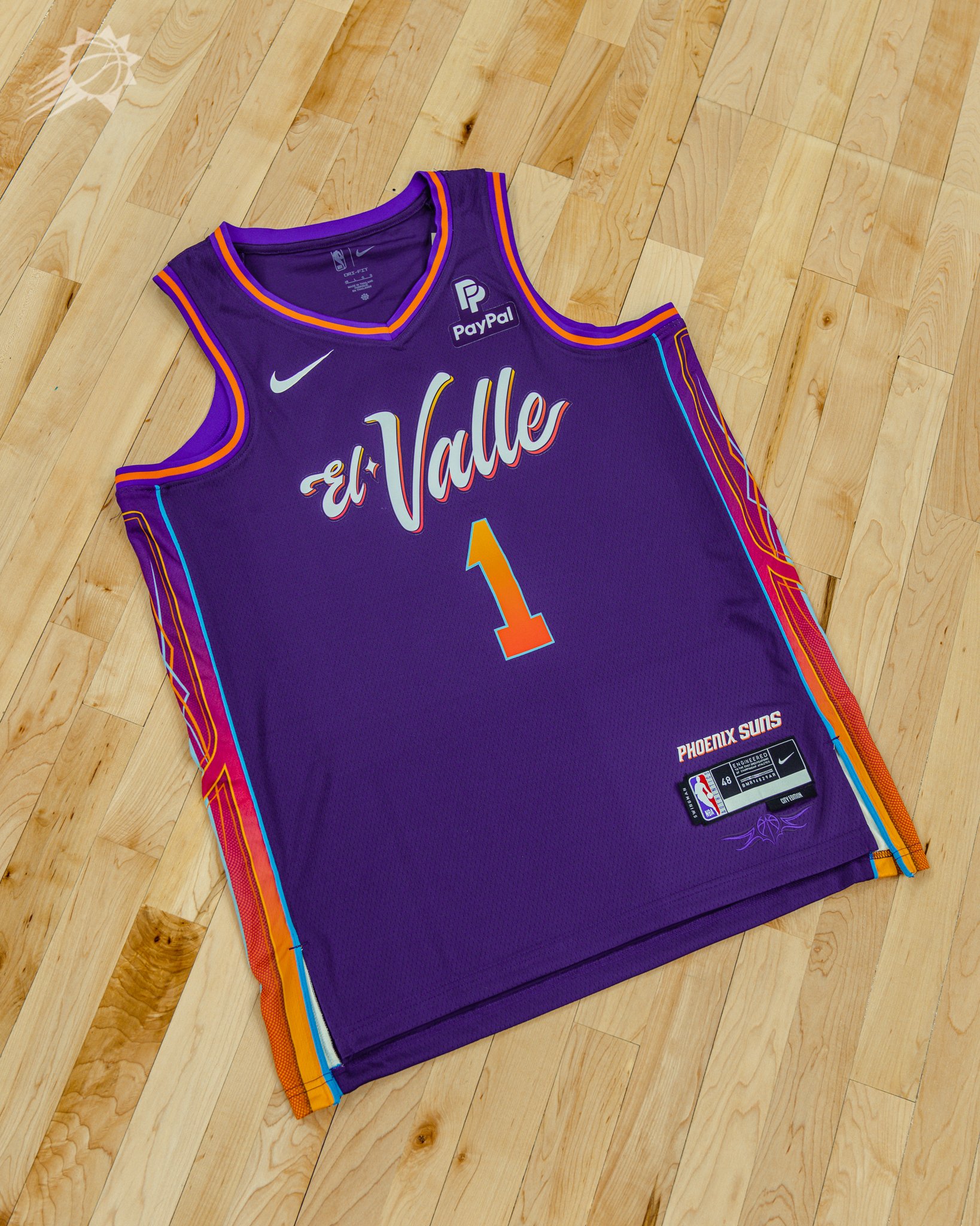 Phoenix Suns X New uniform means it s time for giveaway Repost this for your chance to win a Devin Booker City Edition Jersey https t gbumNCuMru X