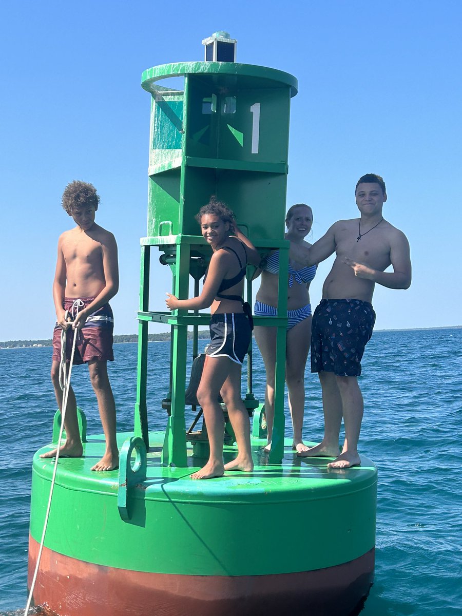 windward_to's tweet photo. Our Crew Is Complete Again!

Click here for the new episode: 
https://t.co/mq94SgoPhX

#Beaverisland #Sailing #LakeMichigan https://t.co/K9xCViCQ9W