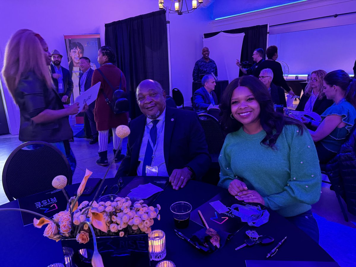 We are live at #ComcastRISE Day in Memphis! Tonight's event focuses on
 
✏️ Education
👥 Collaboration
🤝 Networking
⭐ Recognition
 
Check out the full list of recipients being honored tonight: south.comcast.com/2023/08/22/202…