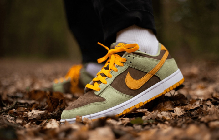 JustFreshKicks on X: The Nike Dunk Low Dusty Olive releases tomorrow at  10am ET 🧡🫒 Link ->   / X