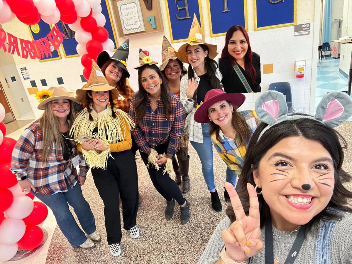 APCarinaSantoyo's tweet photo. So Grateful to be surrounded be these wonderful and powerful women! Together we are stronger! #McallenISDGratitudeSnaps @FieldsFalcons https://t.co/fVjZn83cWy