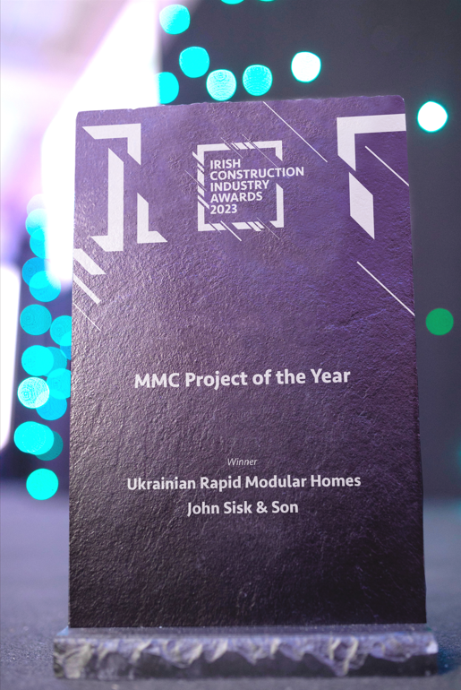 Congratulations to John Sisk &amp; Son for winning MMC Project of the year for their Ukrainian Rapid Modular Homes 👏

Well deserved, we hope you all have a fantastic night celebrating the win!

#JohnSisk