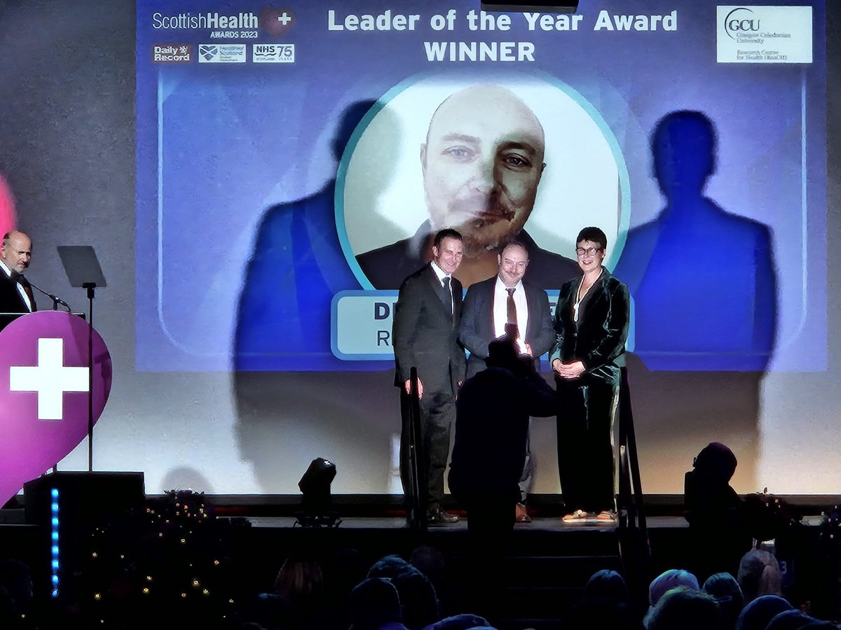 Derek Kennedy, Team Leader, Alcohol &amp; Drug Recovery Service, Renfrewshire HSCP has rounded out the night with the Leader Award. Congrats Derek! #ScotHealthAwards