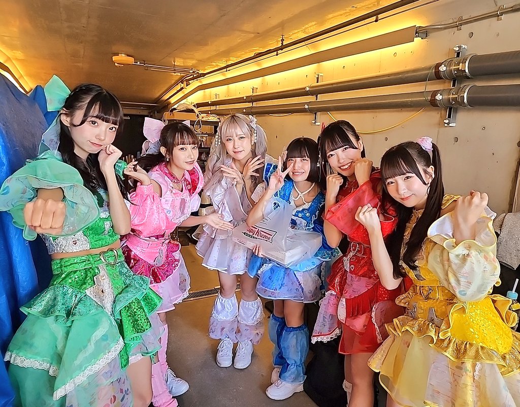 atjam_hashimoto's tweet image. 我が軍、クマリデパート

リリイベの応援にやってきました！

#クマリデパート 
#MUSICNOTE