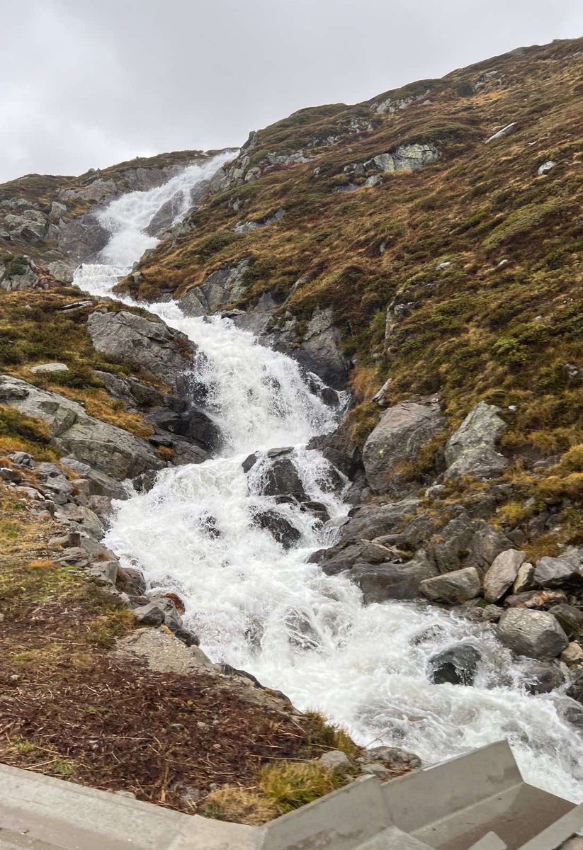 SANTRI menjaga NKRI…seperti air yg menyirami dahaga mekarnya bunga2 mewangi 🌸🌺🌷🌹💐

SELAMAT HARI SANTRI 2023. 

❤️❤️❤️❤️❤️❤️