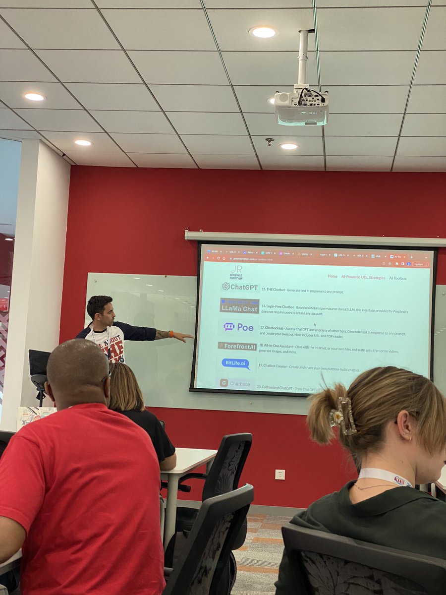 LiangKivi's tweet image. Super helpful AI Tools to bring back to school. Thanks @edTechEvans @silkjay #ACAMISTech