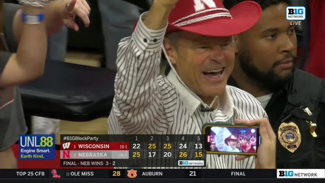 BarstoolHusker's tweet photo. JOHN COOK MOFO GOAT 🐐 https://t.co/eoIUmF0dYs