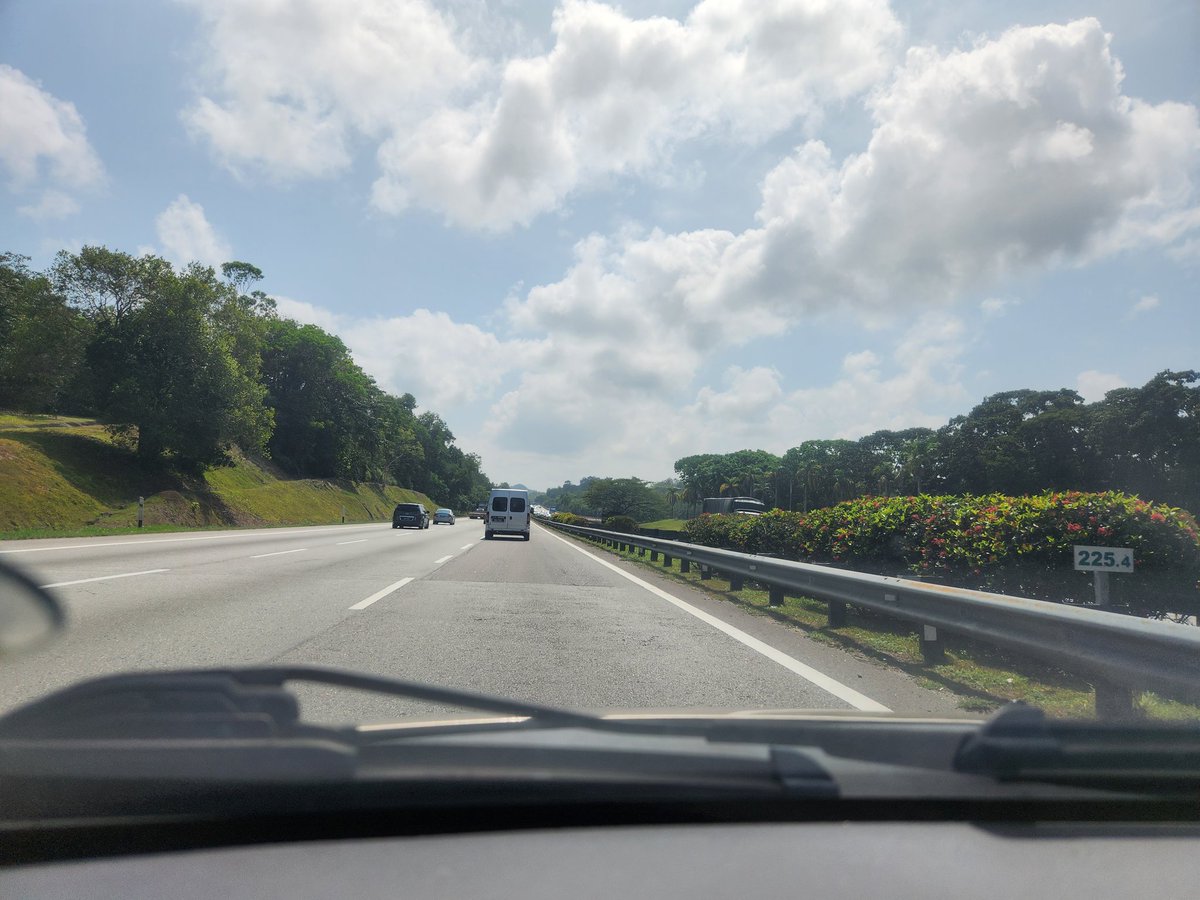 丑女和老牛快到马六甲报道啦