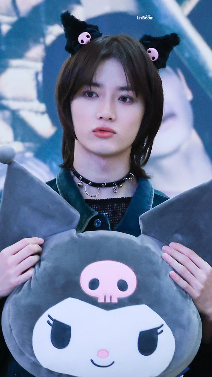 231020 공팬 

쿠로미♡

#TXT    #범규  #BEOMGYU  
#투모로우바이투게더    
#TOMORROW_X_TOGETHER  
#TXT_BEOMGYU