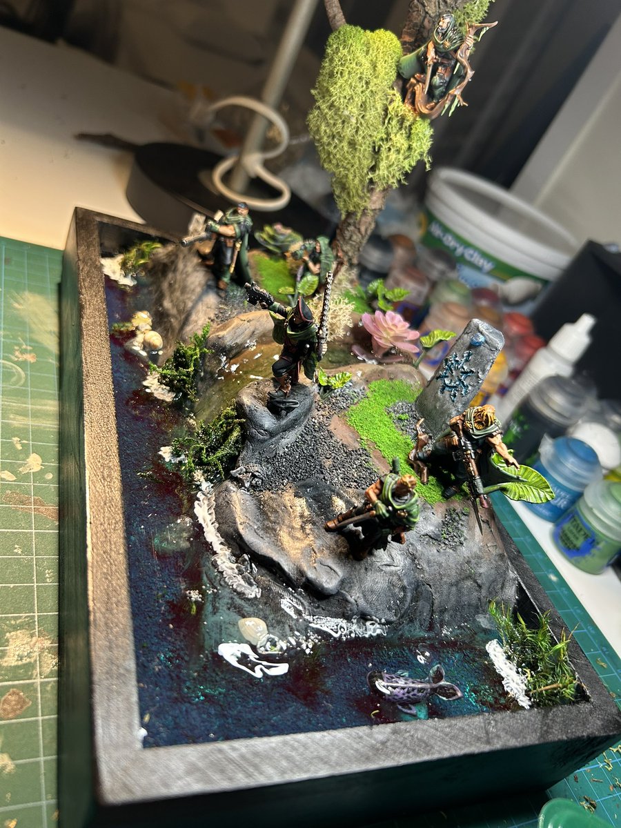 Eden72Book's tweet photo. @TheBrushSmith Gaunts ghosts diorama! https://t.co/qbH2GU8Dcw