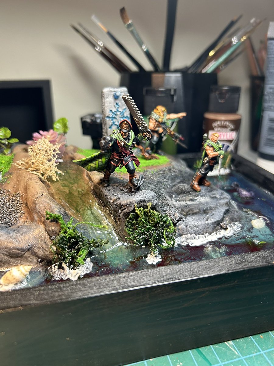 Eden72Book's tweet photo. @TheBrushSmith Gaunts ghosts diorama! https://t.co/qbH2GU8Dcw