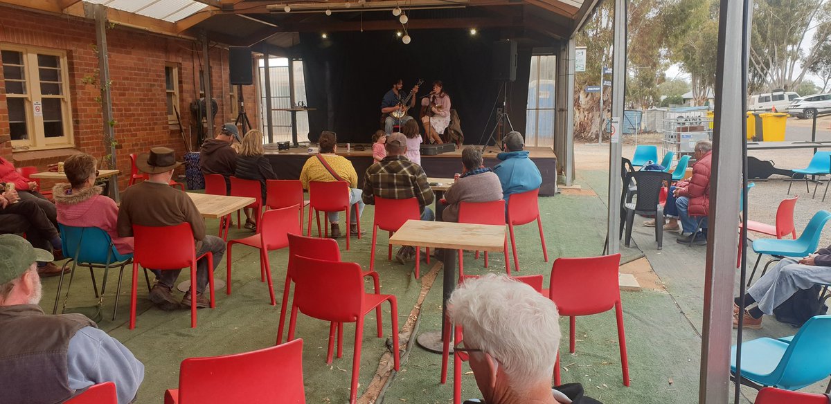 Peter Walch tweet media