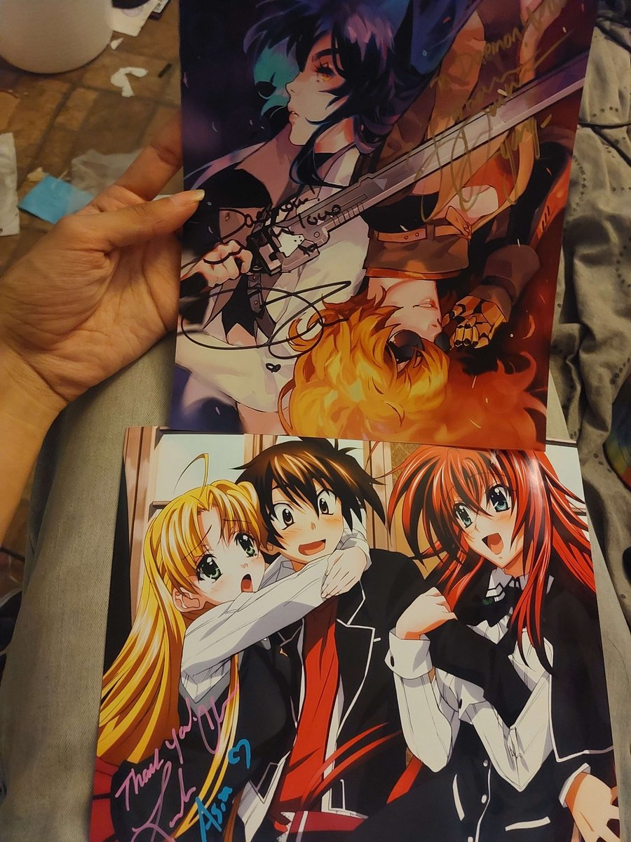 //whooooo happy day for me a friend of mine got me a Blake and Yang autograph print and he got me a Asia oh man can’t wait to get them in the mail