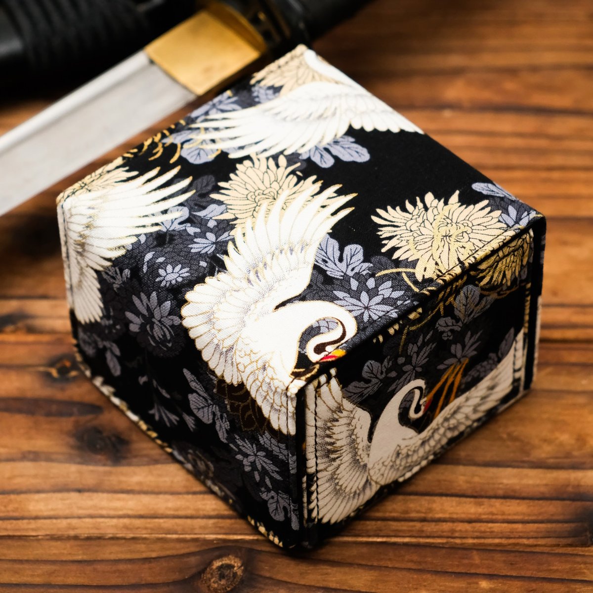KakapopoTCG's tweet photo. The Geisha in a Midnight Crane Kimono. 
Only 24 hrs until the #Kickstarter ends!
https://t.co/il39BKtTtp

#deckbox #tcg #edh #mtgcommander #mtg #fabtcg #pokemontcg #ptcg #magicthegathering #edhdeckbox #mtgdeckbox #fabdeckbox #commanderdeckbox #tcgdeckbox #pokemondeckbox https://t.co/0cLReSNAxN