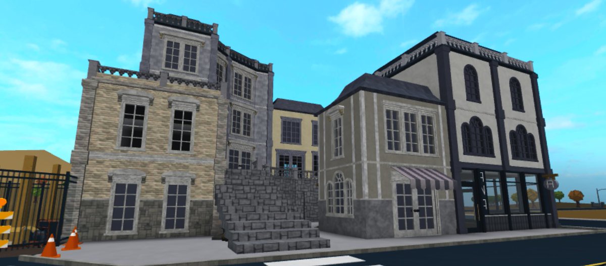 certixfiedbri's tweet photo. @RobloxUptime always wanna interrupt me while i’m building 🙄 https://t.co/Z3gU1Ko7zI
