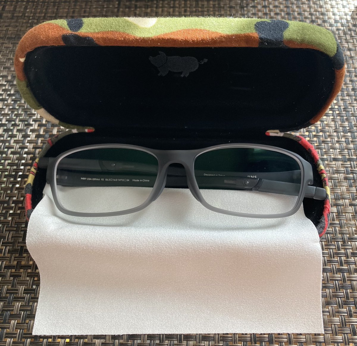isao_48's tweet photo. オーマイガー😱
でも大丈夫🙆♂️👓
#manatto https://t.co/3de56Ayu1o