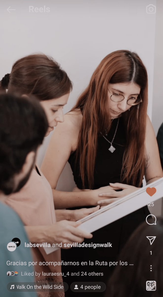 annapayanart's tweet photo. ✨ este mes me he unido al coworking Manifiesto Taller. Es un espacio creativo que cataliza mi concentración y en el que espero sacar proyectos brillantes https://t.co/NvaaeFwqSR