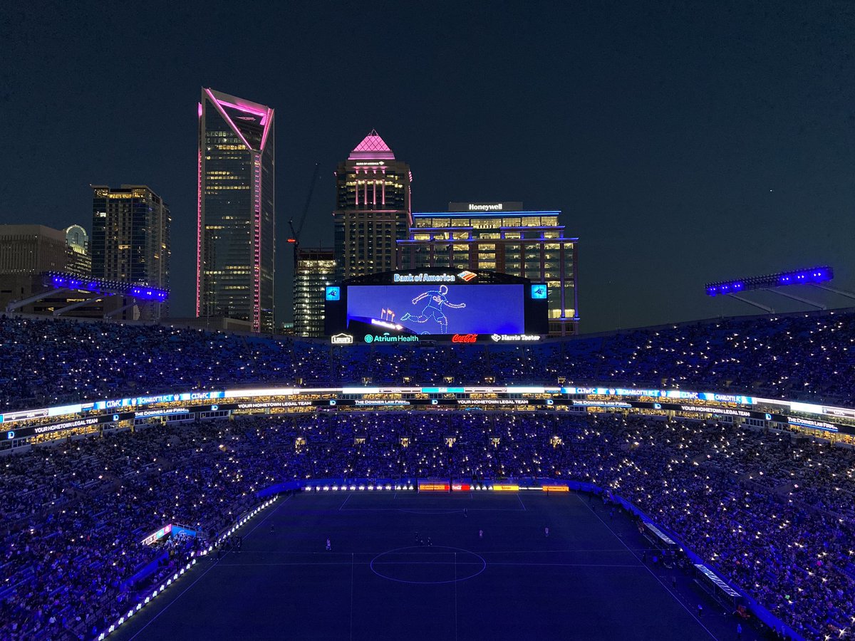 m_a_h_o_n_e_y's tweet photo. 🏟️ 66,101 fans at Bank of America Stadium for Charlotte FC vs. Inter Miami. 

📝 It’s Charlotte’s second highest attended match this season behind the opener vs. New England (69,345). https://t.co/od9bdF0HAG