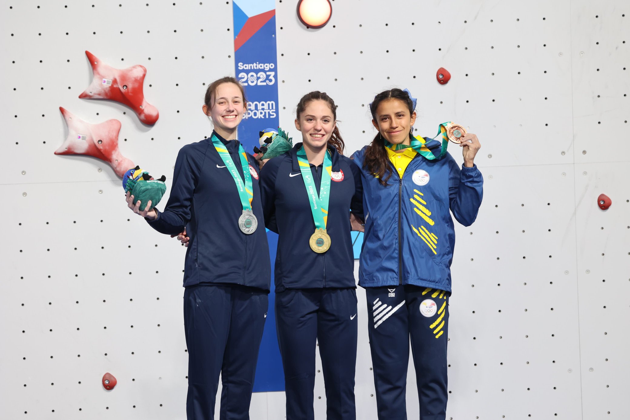 F9AGUsuWcAA35fF?format=jpg&name=4096x409