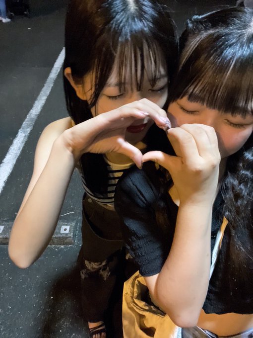 Twitterのコスプレ動画4