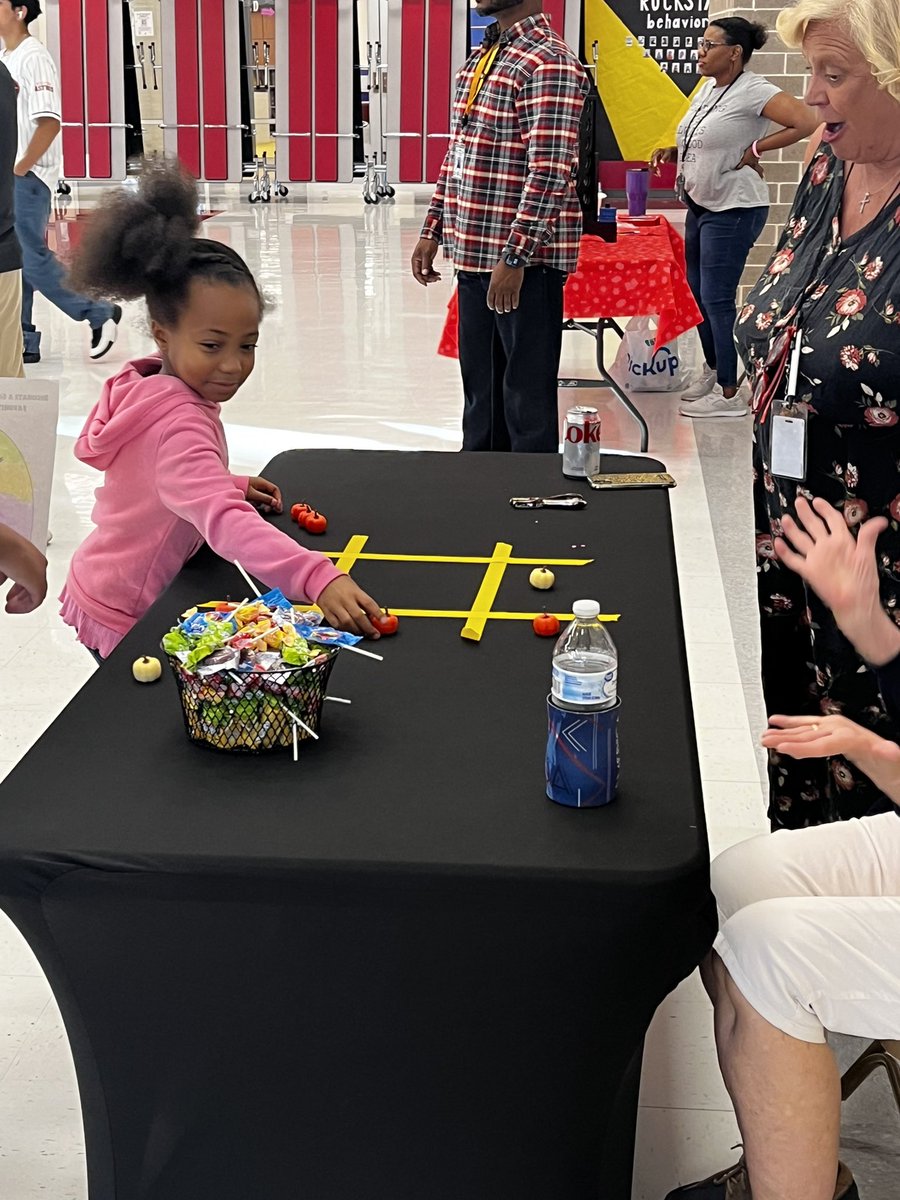 ldt_instruction's tweet photo. Kids had a GREAT time at our district’s fall literacy event! A big thanks to the district curriculum department and teachers around the district for participating.

There was even a princess among us! https://t.co/UXobaDPPXD