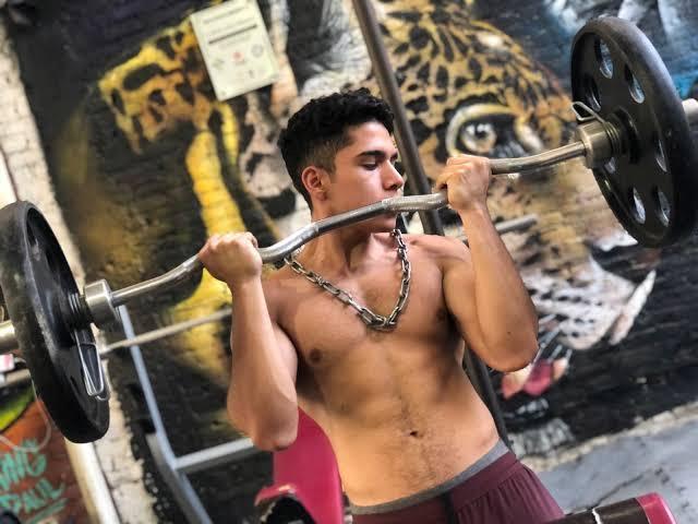 jalatela_rico's tweet photo. Chakalito de barras praderas 😈🍆🥵🔥🤤💦  #gay #sexgay #porn #gayporn #chakal #chakalitos #cogida #macho #hot #nudes #pack #horny #sexo #gayman #caliente #sexogay  @EncuentroGayMty https://t.co/2PuCXcgrA9