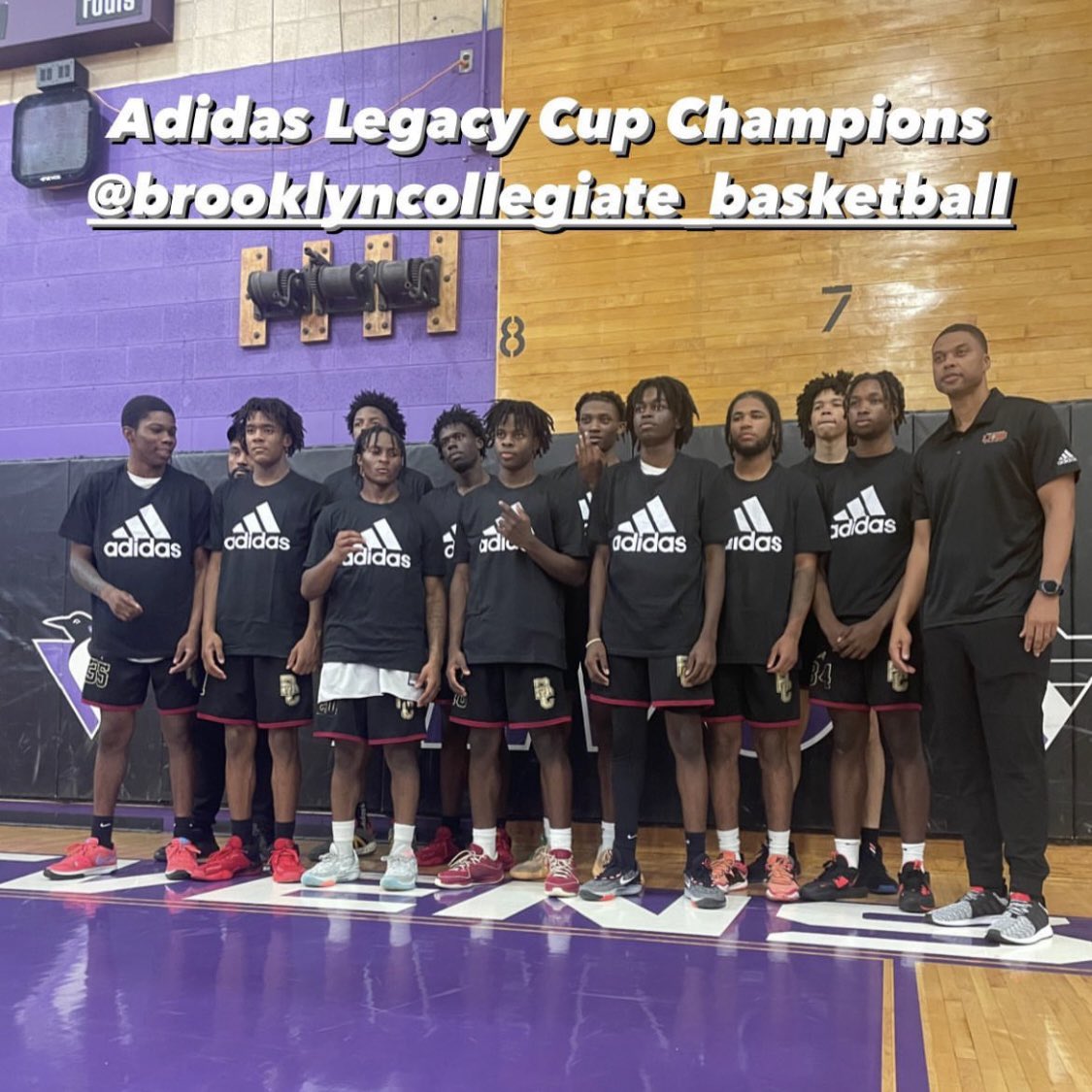 BKCollegiate_BB's tweet image. 3-0 today in the @adidas Legacy Cup! Huge day for 6’8” 2024 PF Tyler Edore @TyUpNext22 - chip game: 20pts &amp;amp; 20reb 🤩 
Big time PG play by 6’0” 2025 PG Flavio Jean @flaviojean2 #adidaslegacy #adidaslegacynyc @adidasHoops