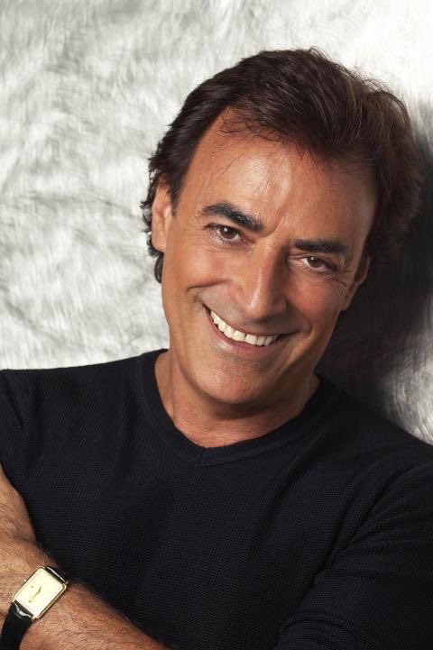 #SaturdaySmiles Better late than never…can’t forget one of the most gorgeous smiles around ⁦@ThaaoPenghlis⁩ #sexy #prrr #sigh