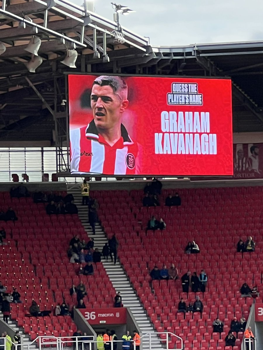 GarethLewisMath's tweet photo. Is it Graham Kavanagh?
@stokecity https://t.co/34xA3XMZ36