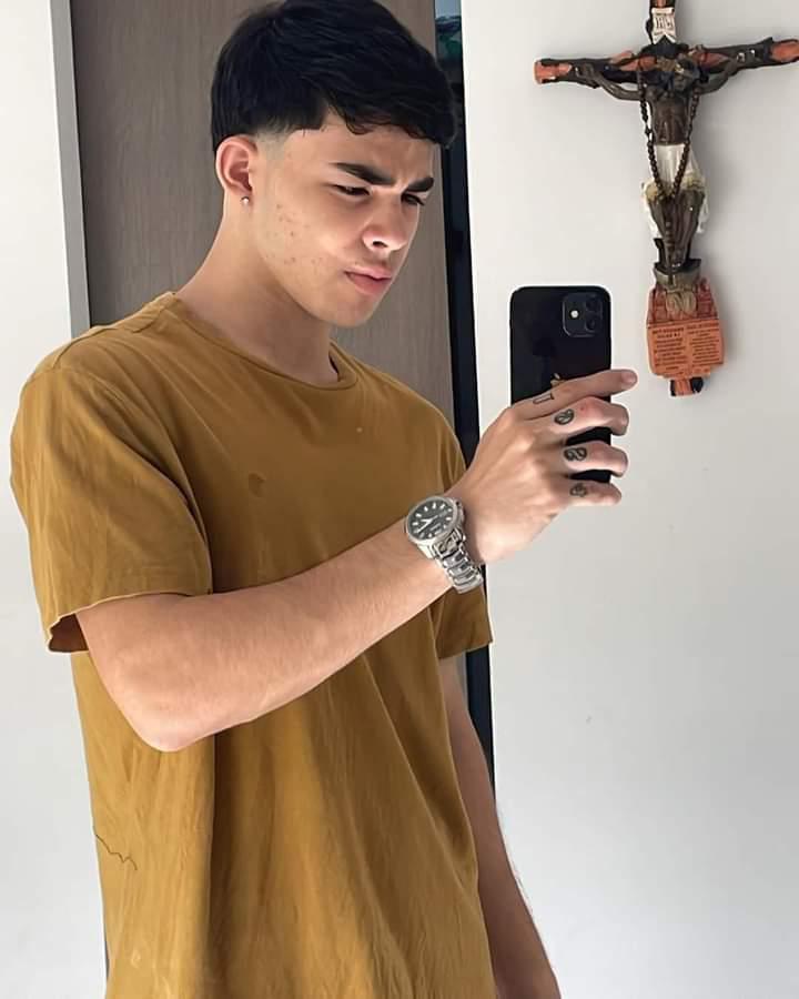 jalatela_rico's tweet photo. Colombiano 😈🍆🔥🤤💦🥵  #gay #sexgay #porn #gayporn #chakal #chakalitos #cogida #macho #hot #nudes #pack #horny #sexo #gayman #caliente #sexogay  @EncuentroGayMty https://t.co/Yg9XeMocnw