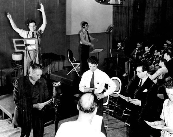 On this day in 1938, the Planet Earth is invaded by creatures from Mars... at least that's what Orson Welles' Mercury Theatre reports to Americans during the landmark radio broadcast 'War of the Worlds.'