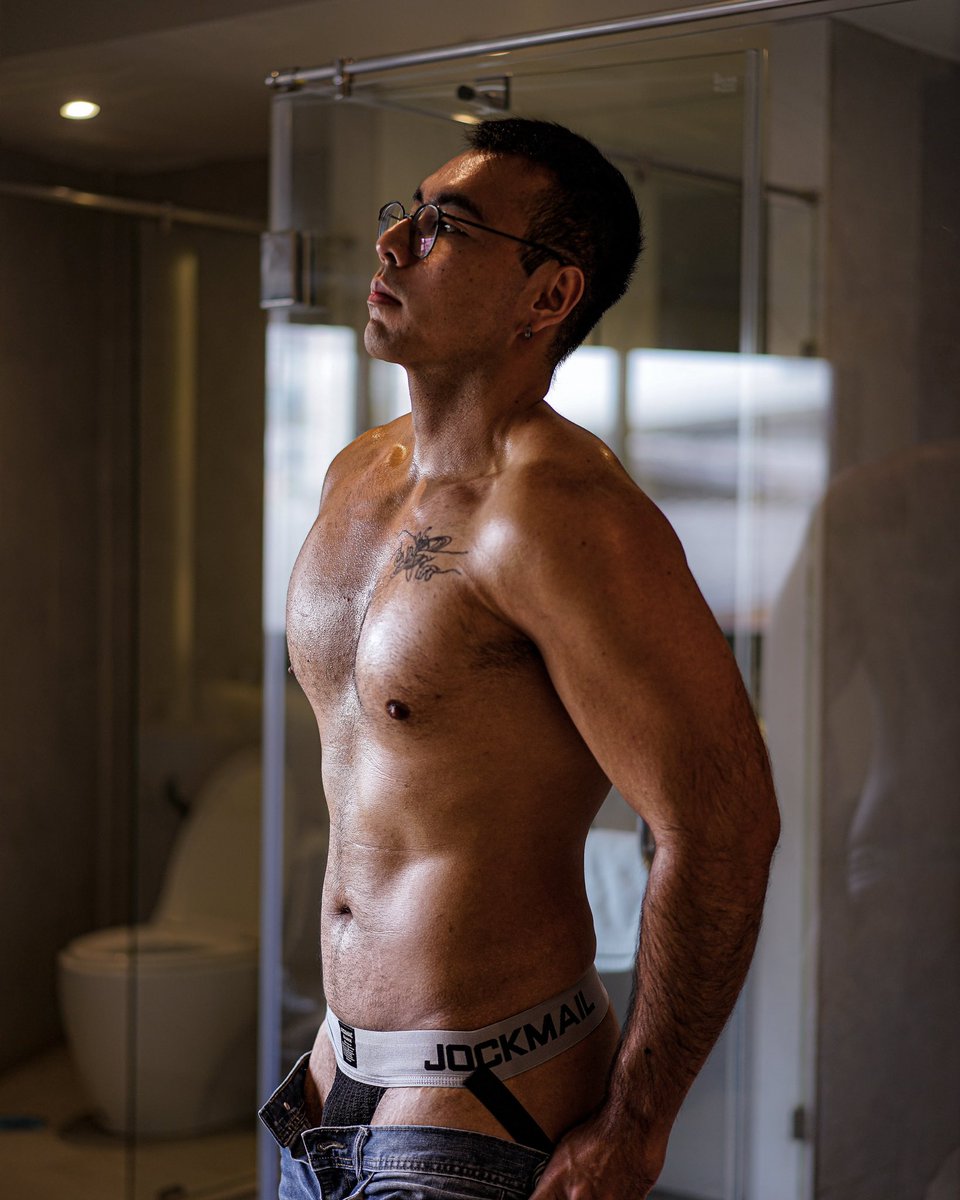 ไอ้เราก็ว้าวุ่นเลย !?! - 📸 : @avessriphoto