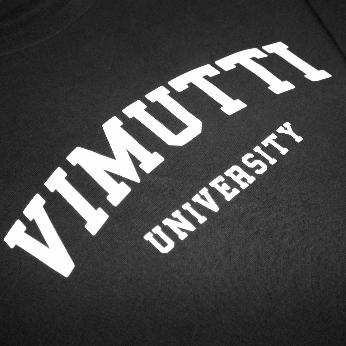 vimuttiofficial's tweet photo. VIMUTTI College Sweatshirts collection will be available on VIMUTTI online stores.
Black
https://t.co/oJduNpGbCN

#vimutti #ufo #uma #mistery #xfiles #college #sweatshirt #alien https://t.co/MPyYytmDsf