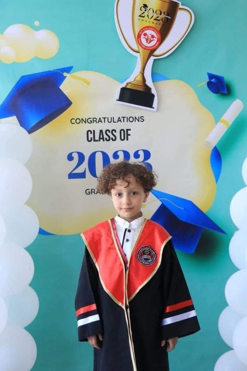 "He has curly hair; he is white; he is beautiful." 
Describing him to everyone she sees all over the hospital, a mother urged if anyone had seen her 7-year-old, Yousef. 

Yousef, 
who had curly hair, 
who was white 
who was beautiful 
is no longer breathing.