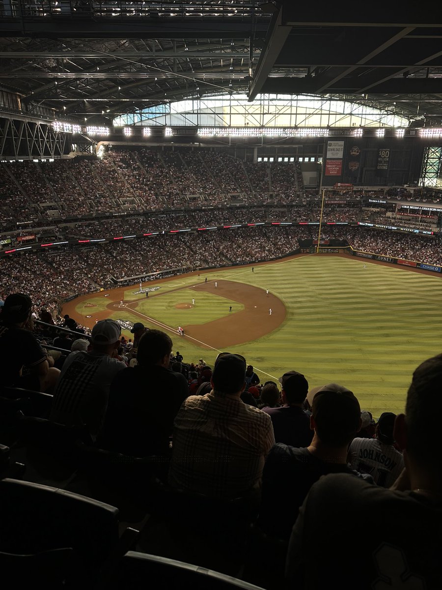 Jay23919's tweet photo. THE FIGHTIN’😤😤😤 
#DBACKS #Phillies https://t.co/jAF1STZ1WN