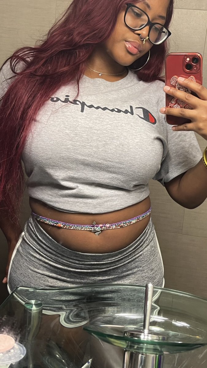 madebytoyaa's tweet photo. Y’all see the work 😍😍🤩
•
Shop with me: @madebytoyaa link in my bio 🛒🛍
•
#madebytoyaa💗 #exploremore #bodyshine #smallblackbusiness #businessowner #dmv #smallbusiness #businessowner #waistbeads #freestyle #ordernow #seedbeads #beads #waistbeadsforsale https://t.co/OvpCsSkpHF