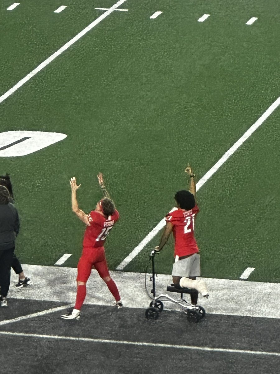 When you’re going up 42-14 w 6:54 in the 4th!! #GoLobos @LukeWysong  @_yasuo3 😝