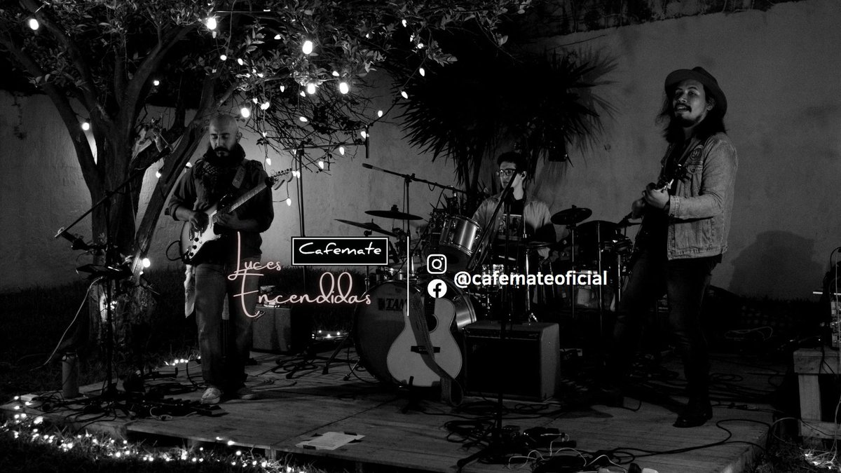 La banda veracruzana de Rock en español Cafemate celebra su 3er. aniversario.
Luis Enrique Cerino estará este 24 para invitarnos al festejo.
Cita a las 13:00 en viveradio.mx, FB y YouTube.
#cultura #Entretenimiento #MedioAmbiente #veganismo #rockenespanol #Veracruz