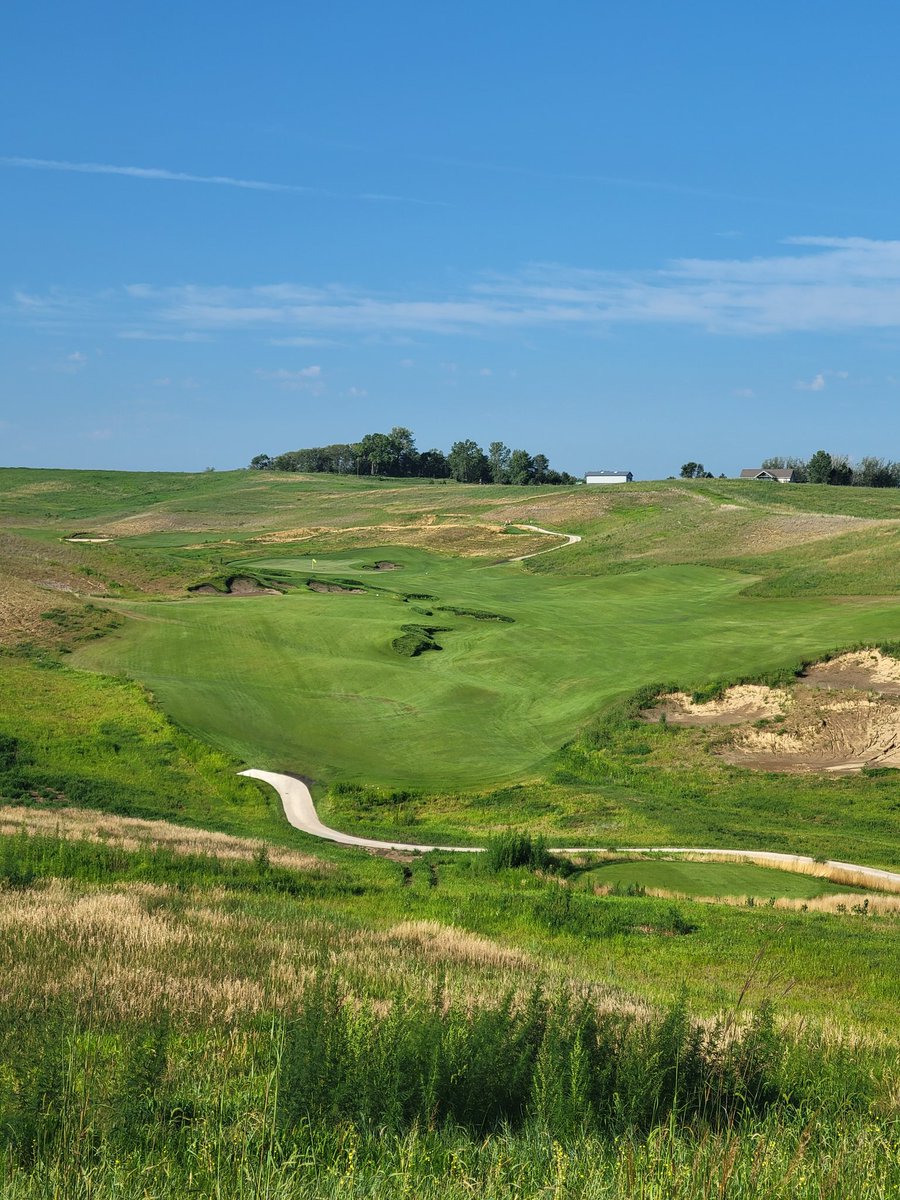 How do you wanna remember a golf course?  Have <a href="/Samvangalder86/">samvangalderart</a> paint you a picture that you took!.  This guy is phenomenal.  This has far and away is way better than I ever could've guessed.