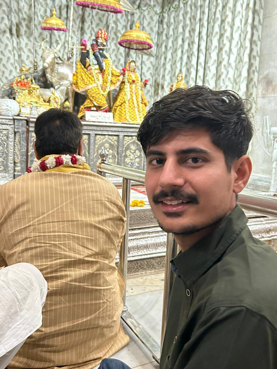 onlineharshit's tweet image. गोविन्द देव जी महाराज की जय 🚩🙏🏻

आज जयपुर के अराध्य देव भगवान श्री गोविन्द देव जी के पावन दर्शन किये तथा समस्त भाजपा कार्यकर्ताओं के सुखमय व मंगलमय जीवन की कामना की । 
#सांगानेर #Sangaer #govinddevji #govinddevjitemple