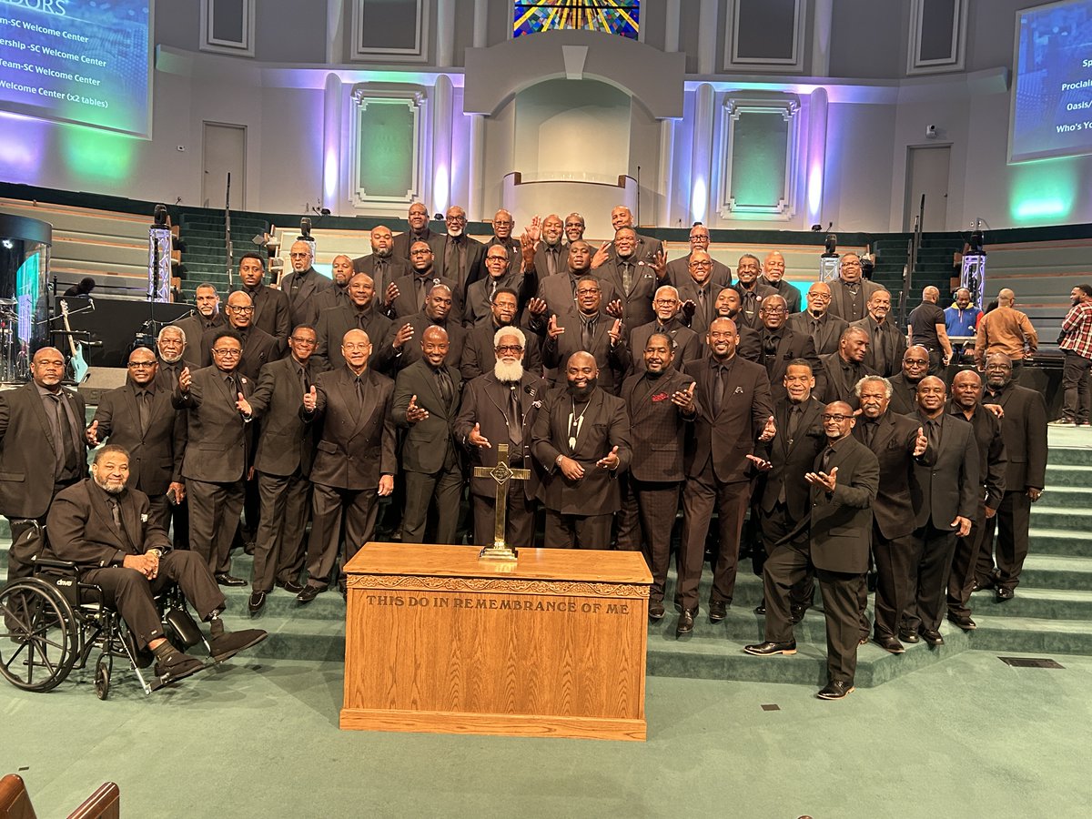 BrownBaptist's tweet photo. It's not ENDING like THIS! 🙌🏽 Meet us at our SOUTH CAMPUS, 7200 SWINNEA RD, for 8 am and 11 am service with the men of Brown and special guest Pastor, Arthur Jackson III, Miami, FL! 💙
#brownbaptist #yearofhousing #bmbc #mensweekend #mensmonth #worship #church https://t.co/Rvx0UlcrXg