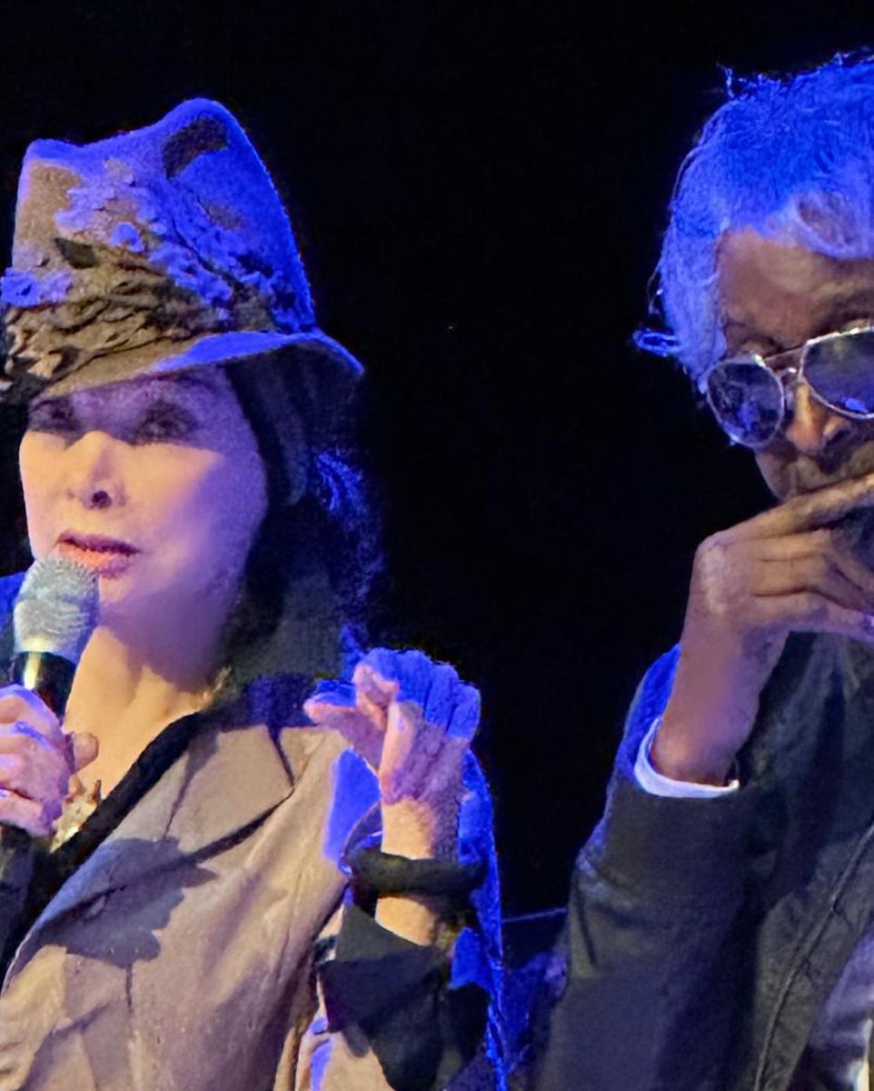 Toni_Basil's tweet photo. #ToniBasil and #SlimtheRobot on a panel at #usckaufman last Thursday October 19th. We discussed #streetdance and the #70s #LAClubscene https://t.co/HR6k1xMr1S